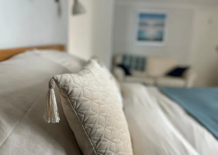 Swallows Eaves, The Guest Room